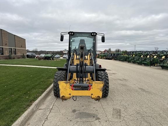 Image of John Deere 324L equipment image 2