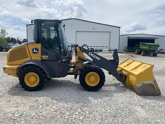 Image of John Deere 324L equipment image 3