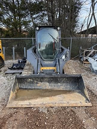 Image of John Deere 325G equipment image 3