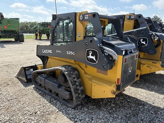 Image of John Deere 325G equipment image 2