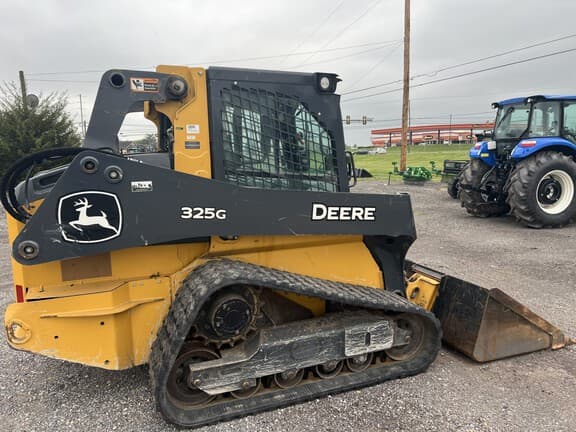 Image of John Deere 325G equipment image 2