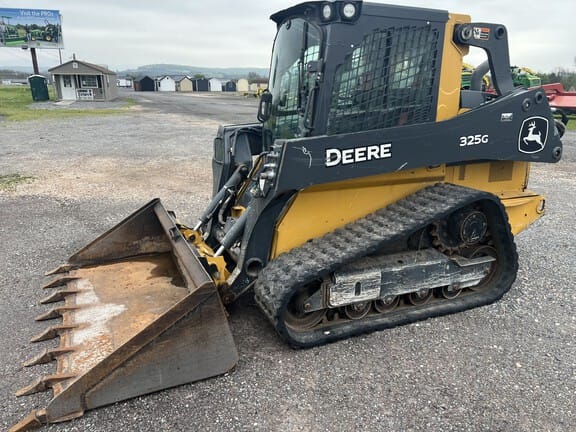 2020 John Deere 325G Equipment Image0