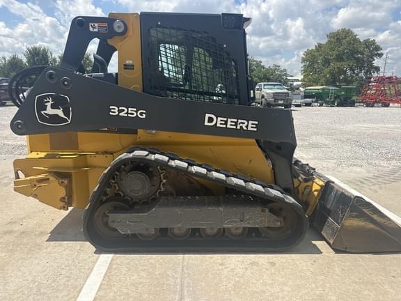 Image of John Deere 325G equipment image 4