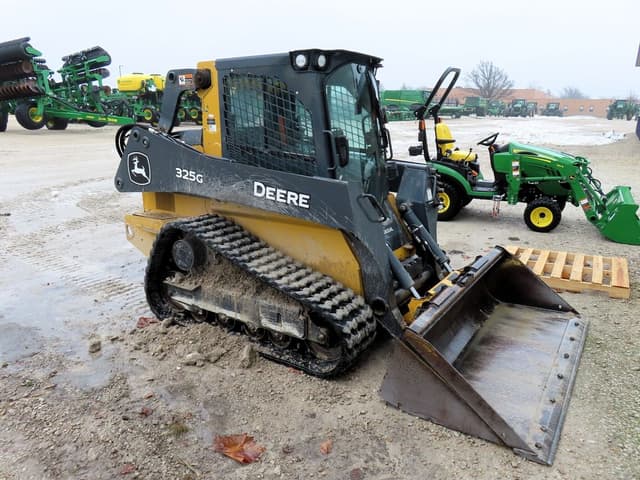 Image of John Deere 325G equipment image 1