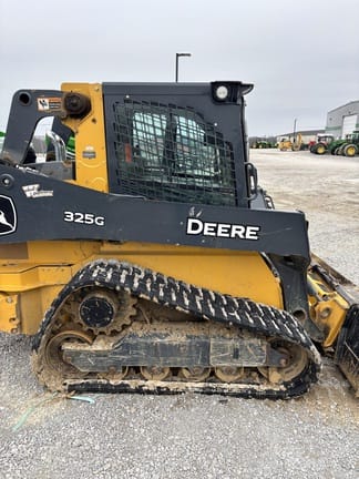 2020 John Deere 325G Equipment Image0