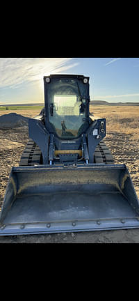 Image of John Deere 325G equipment image 4