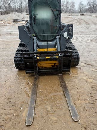 Image of John Deere 325G equipment image 2