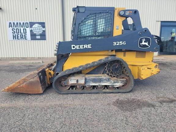 Image of John Deere 325G Primary image
