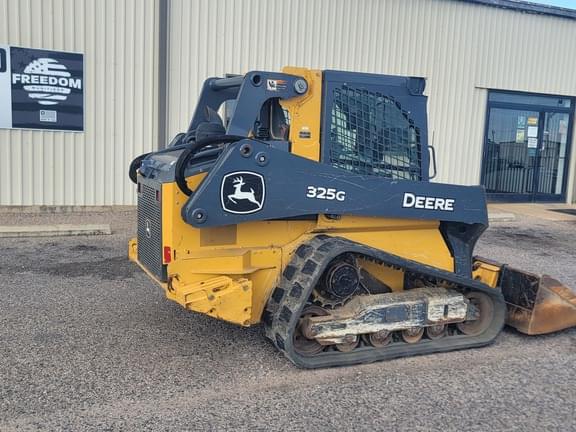 Image of John Deere 325G equipment image 2
