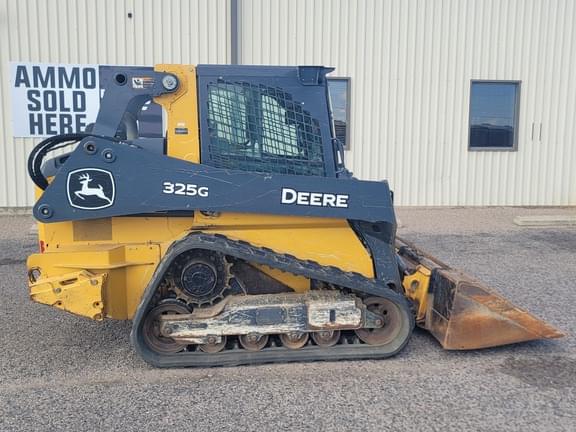 Image of John Deere 325G equipment image 4
