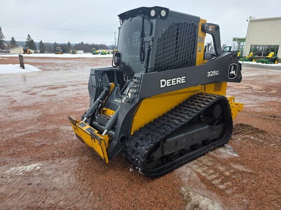 Image of John Deere 325G equipment image 3