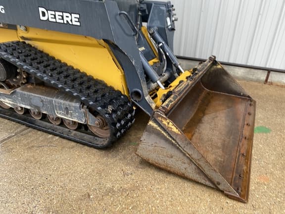 Image of John Deere 325G equipment image 4