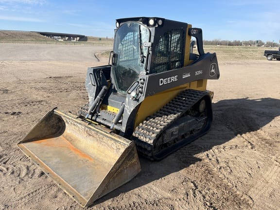 2020 John Deere 325G Equipment Image0