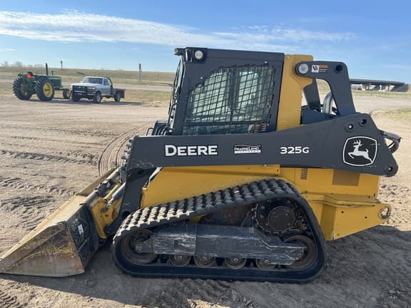 Image of John Deere 325G equipment image 2