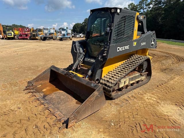 Image of John Deere 325G equipment image 3