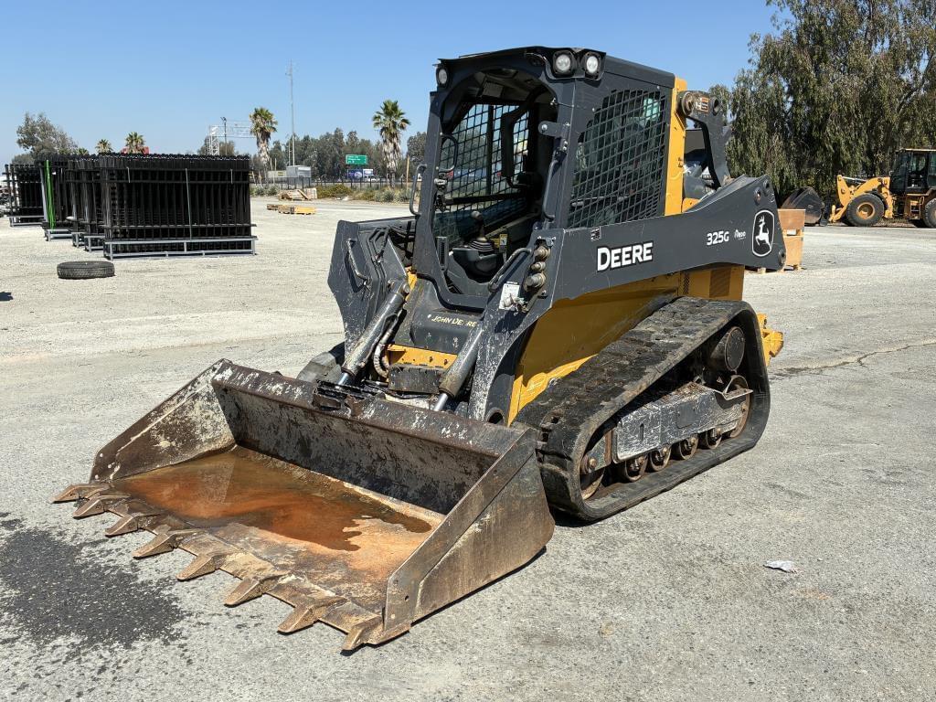 Image of John Deere 325G Primary image