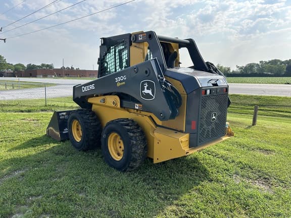 Image of John Deere 330G equipment image 4