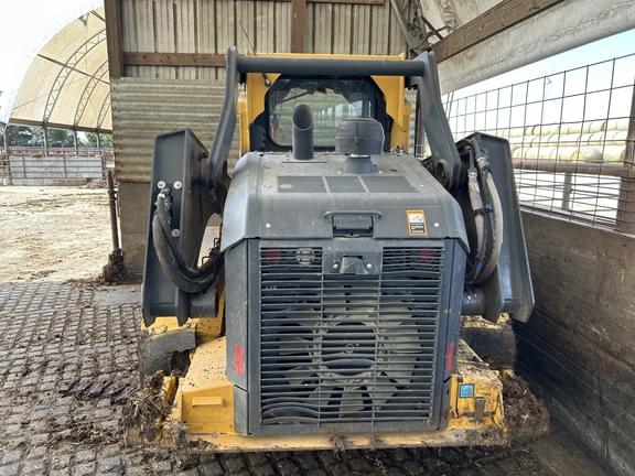 Image of John Deere 330G equipment image 2