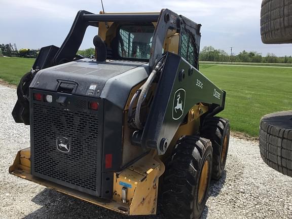 Image of John Deere 330G equipment image 2