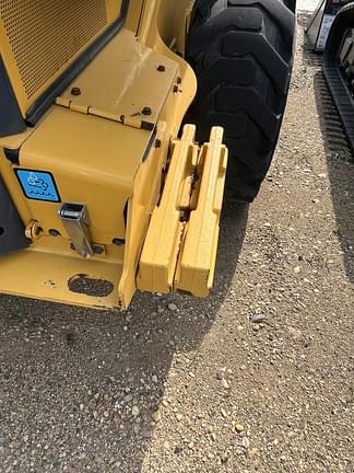 Image of John Deere 330G equipment image 4