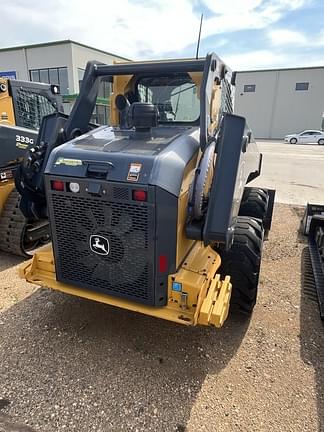 Image of John Deere 330G equipment image 3