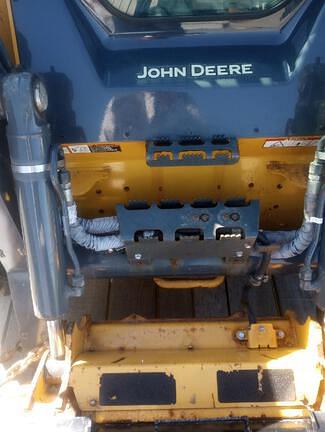 Image of John Deere 330G equipment image 4