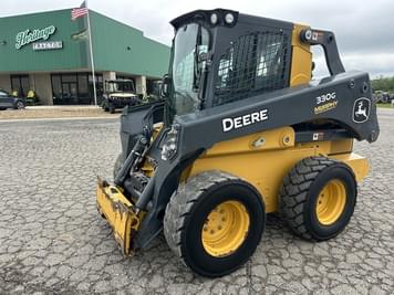 Main image John Deere 330G