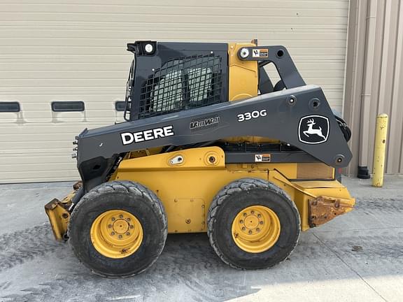Image of John Deere 330G equipment image 1