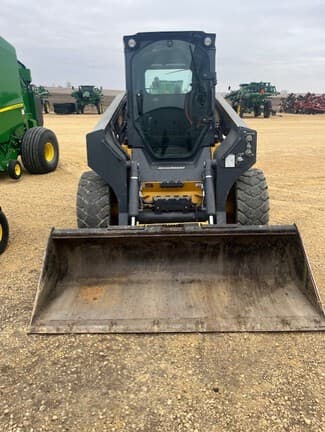 Image of John Deere 330G equipment image 1