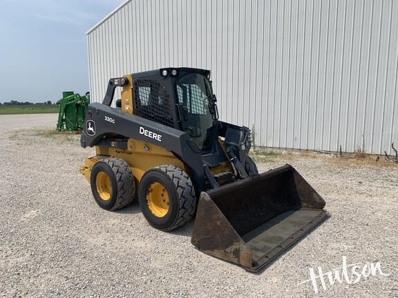 2020 John Deere 330G Equipment Image0