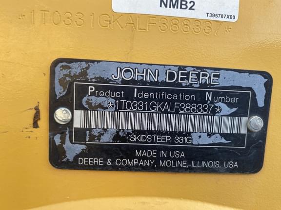 Image of John Deere 331G equipment image 2
