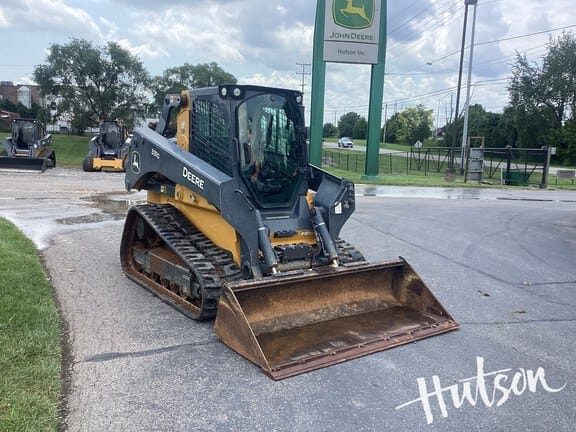 2020 John Deere 331G Equipment Image0