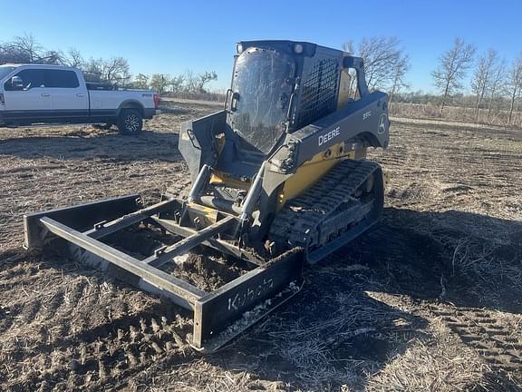 Image of John Deere 331G equipment image 2