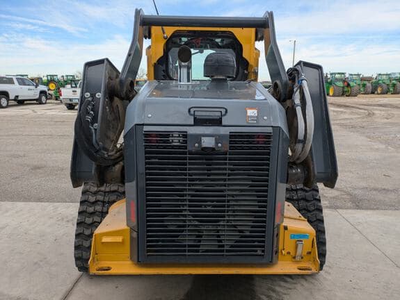 Image of John Deere 331G equipment image 3