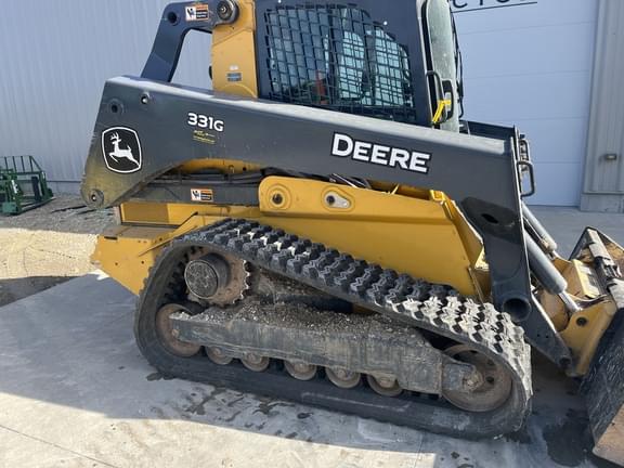 Image of John Deere 331G equipment image 4