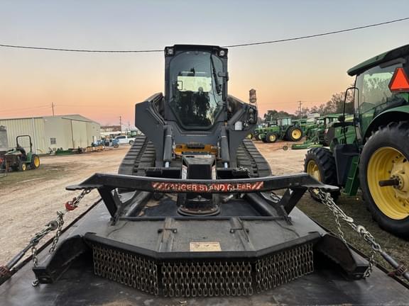 Image of John Deere 331G equipment image 1