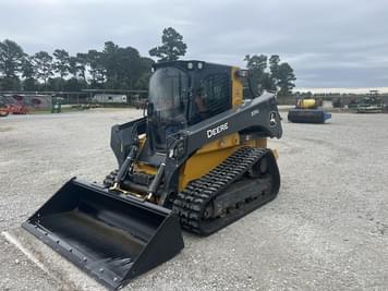 Main image John Deere 331G