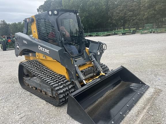 Image of John Deere 331G equipment image 2