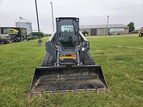 Image of John Deere 331G equipment image 2