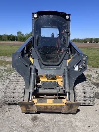 Image of John Deere 331G equipment image 1
