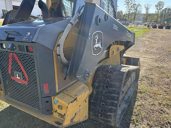 Image of John Deere 331G equipment image 4