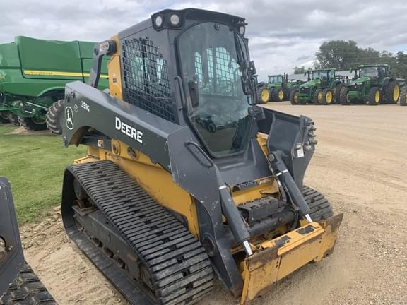 Image of John Deere 331G Primary image