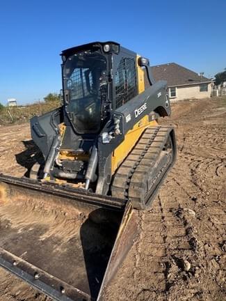 Image of John Deere 331G equipment image 2