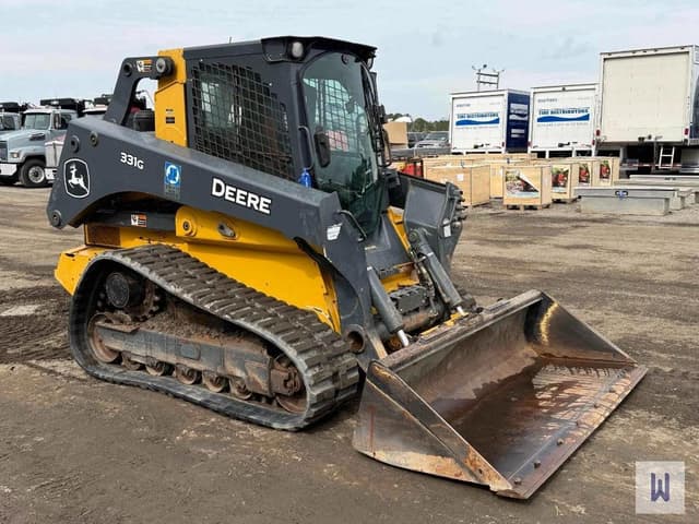 Image of John Deere 331G equipment image 3