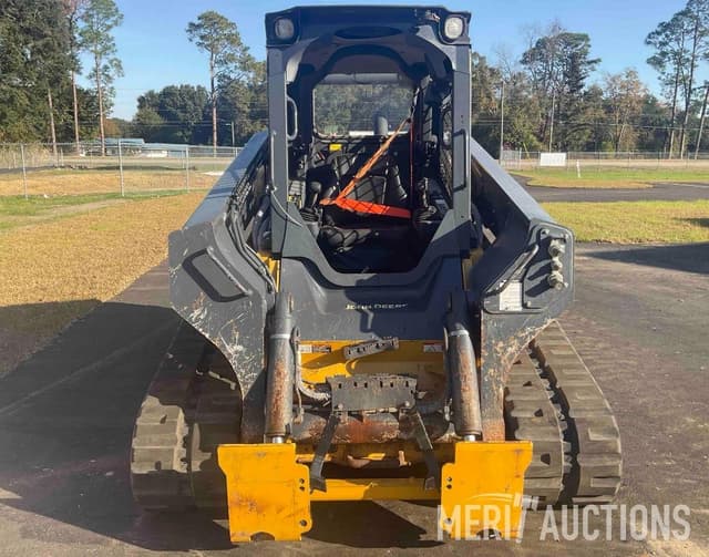 Image of John Deere 331G equipment image 2