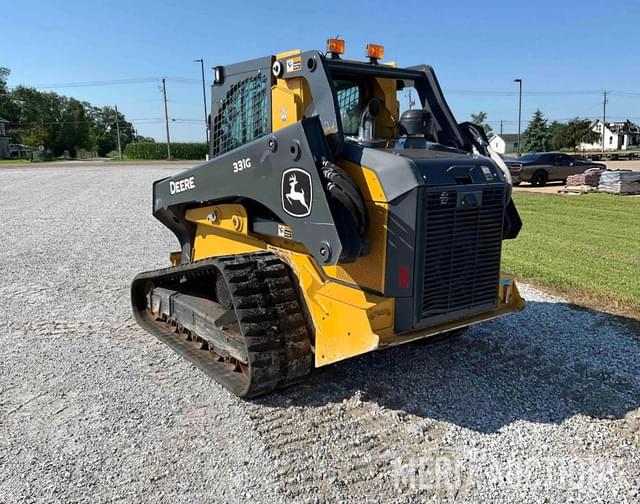 Image of John Deere 331G equipment image 2