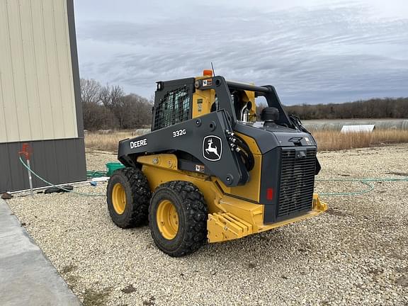 Image of John Deere 332G Primary image