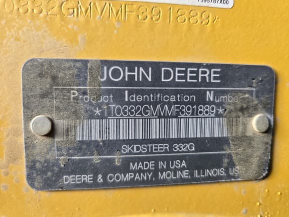 Image of John Deere 332G equipment image 2