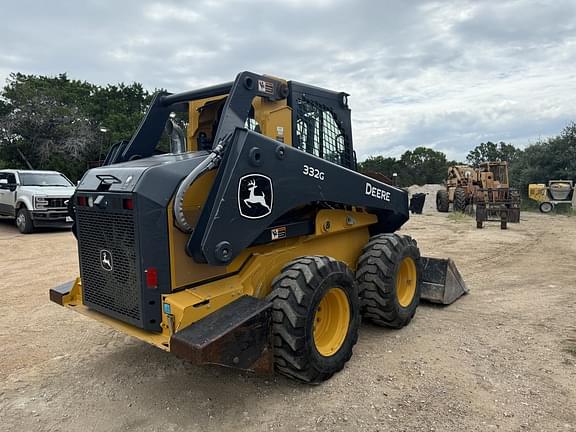 Image of John Deere 332G equipment image 1