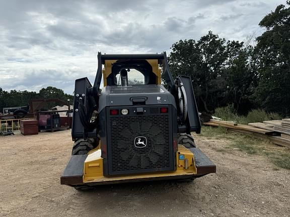 Image of John Deere 332G equipment image 4